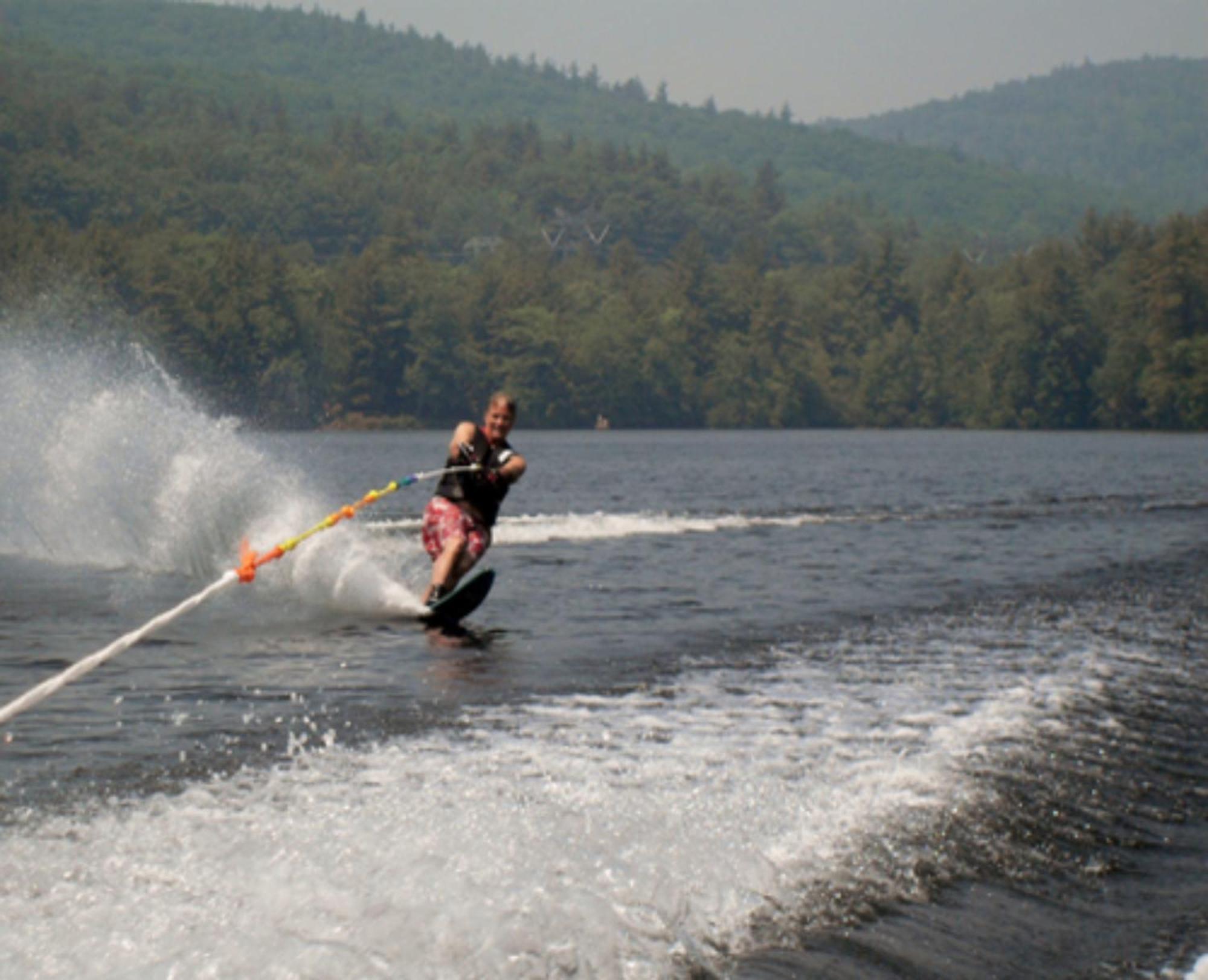 Highland Lake Inn Andover Esterno foto